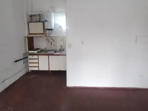 Oficina en Alquiler en Godoy Cruz, $ 360.000