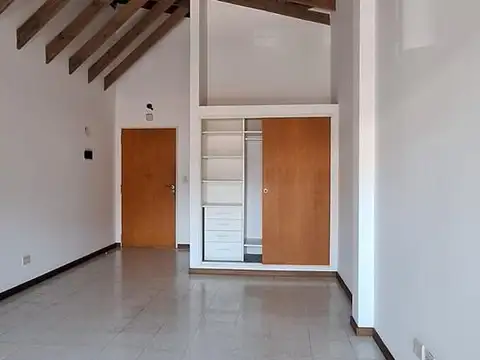 Depto Tipo Casa en Alquiler al Norte