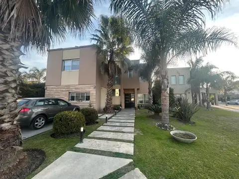 CASA EN VENTA EN HARAS MARIA VICTORIA