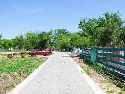Casa 2 ambientes con 1 baño