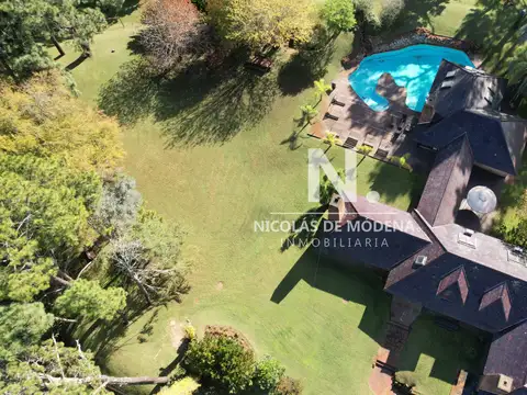 Oportunidad Única: Impresionante Mansión en Venta en Punta del Este.