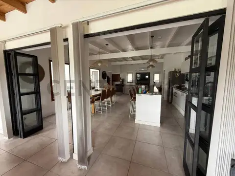 Casa en Venta en City Bell, USD 275.000