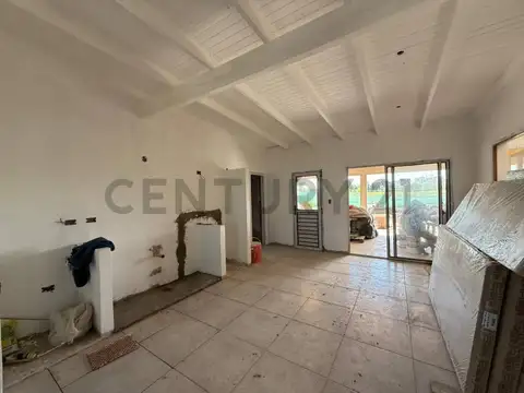 Casa 4 ambientes con 3 baños