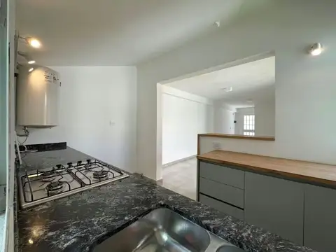 Casa 3 ambientes con 2 baños