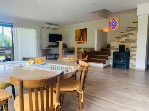 Casa en Alquiler de 4 dormitorios