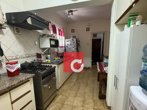 Casa en Alquiler en Los Hornos, $ 1.400.000