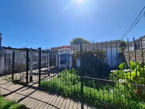 José Evaristo Uriburu 1300