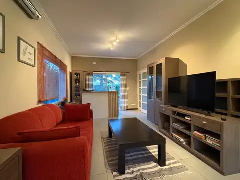 Casa 4 ambientes con 4 baños