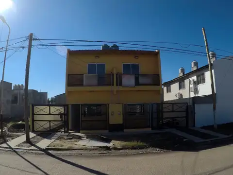 Dúplex en alquiler c/ cochera en José C. Paz