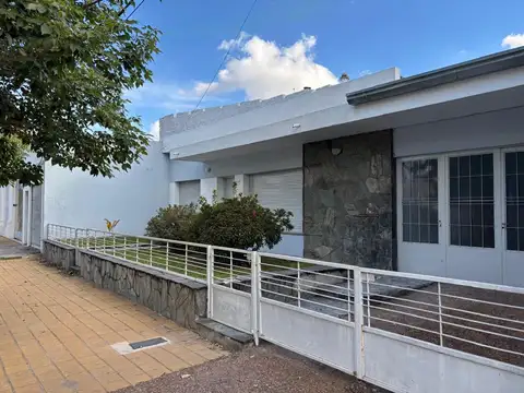 Chacabuco 700
