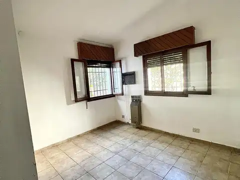 Casa 7 ambientes con 3 ba&#xF1;os