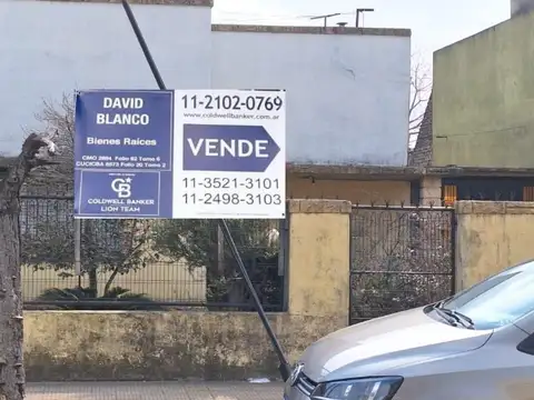 Casa 3 ambientes en Lomas del Mirador