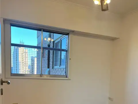 French 100, Piso 10