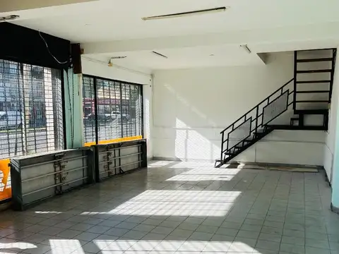 Local en Alquiler en Parque Casado, $ 1.000.000