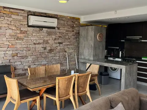 Duplex en Alquiler - Godoy Cruz - Calle Chacabuco