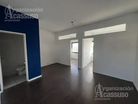 Oficina en Alquiler con 1 cochera