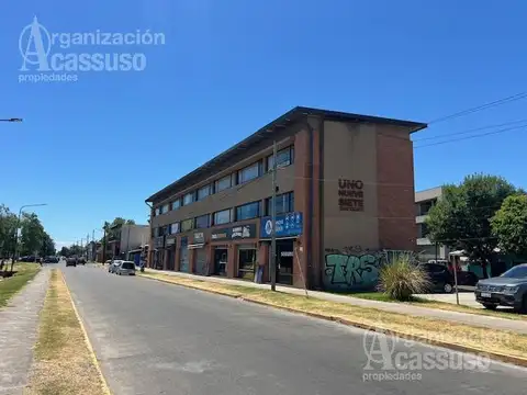 Oficina en Alquiler  - troncos del talar