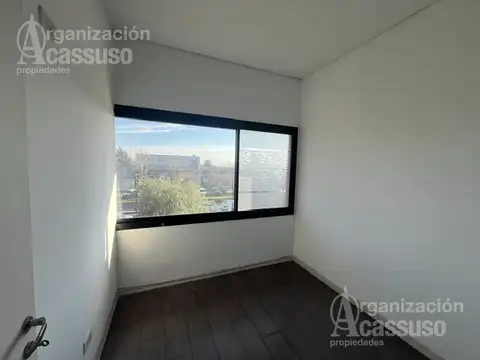 Oficina en Alquiler  - troncos del talar