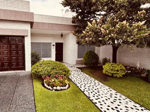 Casa en Venta en San Justo, USD 340.000