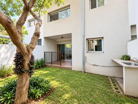 Depto Tipo Casa en Venta en Adrogue, USD 120.000