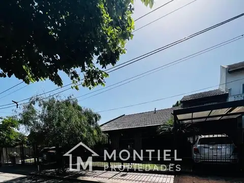 Casa Chalet  en Venta en Ciudad Jardin, Tres de Febrero, G.B.A. Zona Oeste