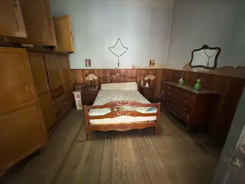Casa antigua en Calle 20 entre 37 y 39 - ¡RETASADA!