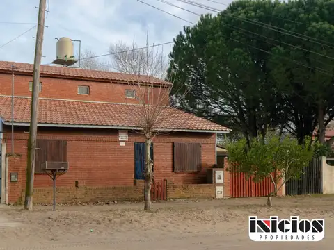 2 Departamentos en Block: Libres del Sur Nº 1175 - Mar de Ajó - El Silvio - C652