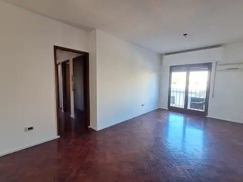 Departamento en Alquiler de 3 dormitorios