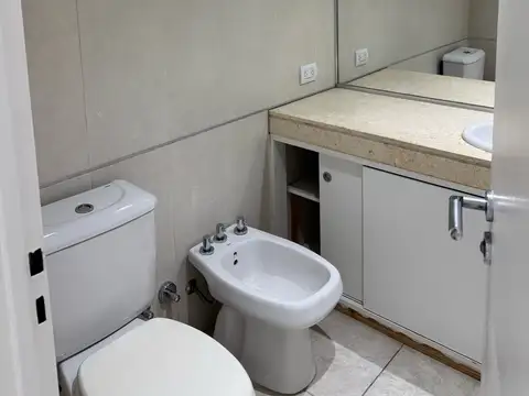 Departamento en Alquiler con 1 cocheras