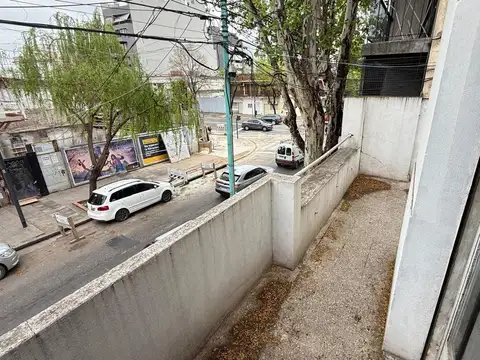 PH 3 ambientes con Balcón en L en Villa pueyyredon - Oportunidad