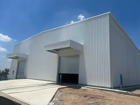 Galpon en Venta 40  mts Fondo