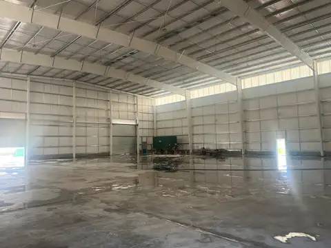 VENTA DEPÓSITO 1200 mts A ESTRENAR CON RENTA en parque Industrial C del Buen Ayre Acceso Oeste