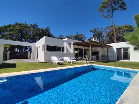 Casa en Alquiler Temporal en La Barra, USD 36.000