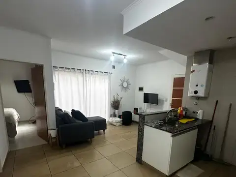 DPTO 2 AMB. PB CON PATIO EXCELENTE UBICACION