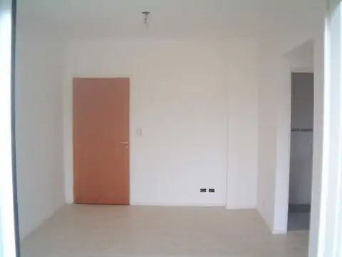 Departamento en Venta en Zarate, USD 68.000
