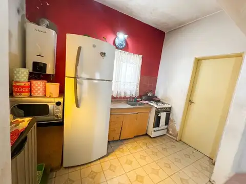 CASA 2 AMBIENTES EN VENTA RAFAEL CALZADA EN BLOQUE