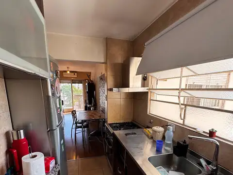 Departamento 3 ambientes al frente con balcon