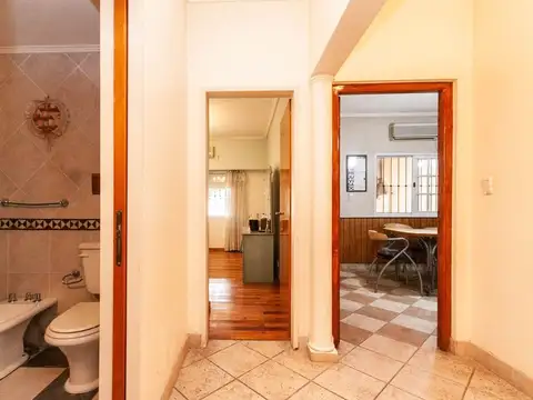 Casa 3 ambientes con 2 baños