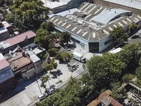 Depósito en Mataderos