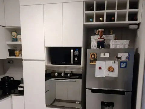 Alberto Vignes 1200, Piso 1