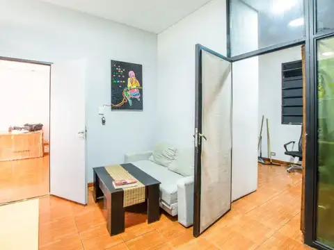 OFICINA O DEPOSITO DE 56M2 EN 1ER PISO - ONCE