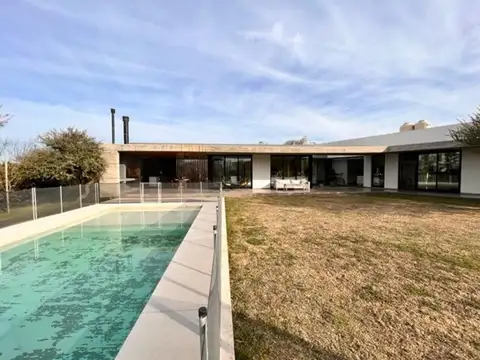 Causana Casa de Categoria en Venta 