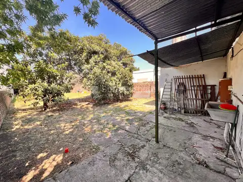 Fatima al 3500 - Castelar