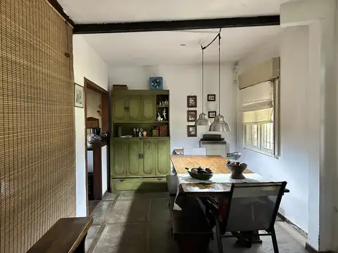 Casa 6 ambientes con 3 baños