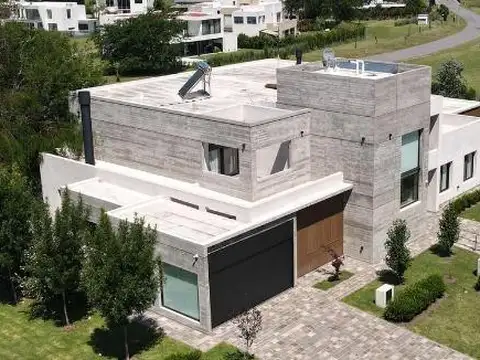 Casa en Venta de 5 dormitorios