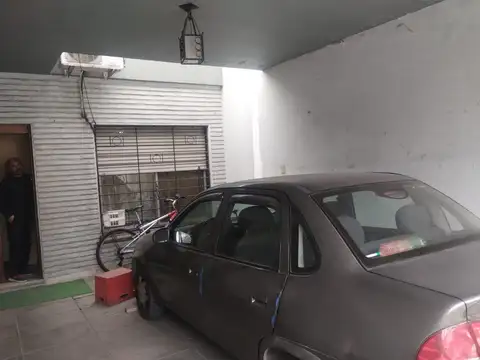 Excelente casa de 4 ambientes, Ideal inversor