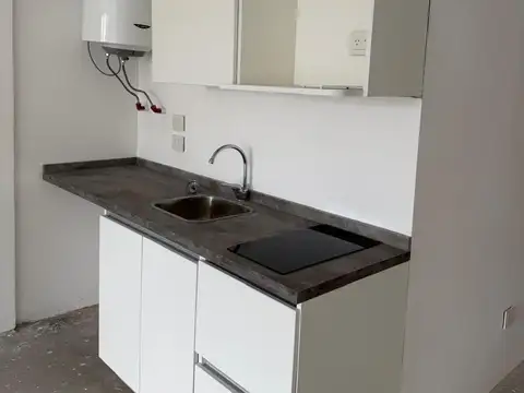 HERMOSA OFICINA EN BELGRANO. CORREDOR NORTE. LIBERTADOR