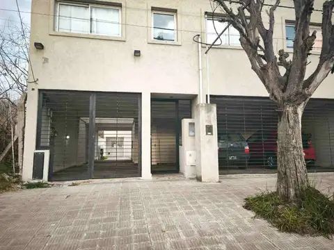 143 e/ 63 y 64 1500