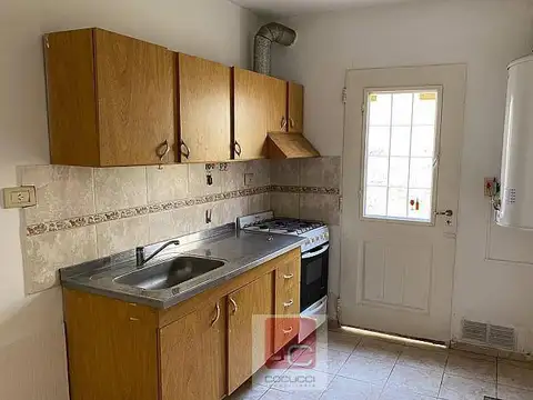 Departamento en Alquiler en Villa Hipódromo, $ 500.000