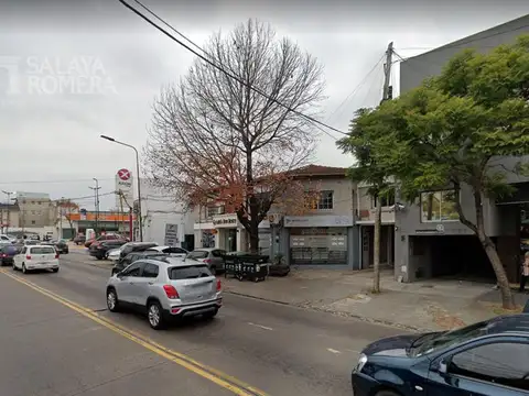 Av. Blanco Encalada y Av. Márquez